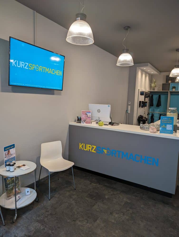 KURZSPORTMACHEN EMS Fitnessstudio 01
