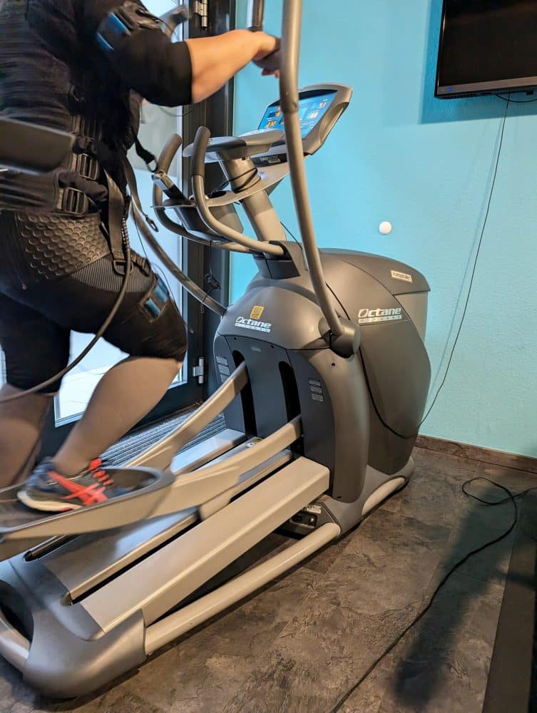KURZSPORTMACHEN Leistungen EMS Crosstrainer 01