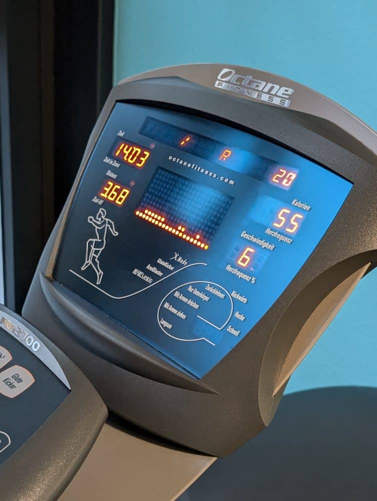 KURZSPORTMACHEN Leistungen EMS Crosstrainer 02